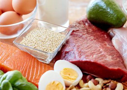 هل يسبب نقص "فيتامين ب 12" حدوث فقر الدم للإنسان ؟