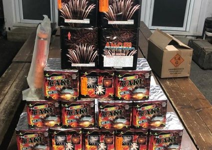 الشرطة تحذر من استخدام الألعاب النارية وإطلاق النار غدا