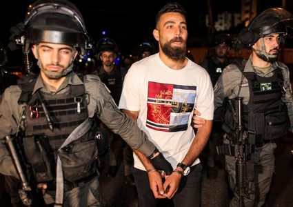 القدس:الاحتلال يعتقل 3 مواطنين من حي الشيخ جراح