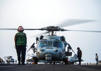 بريطانيا تخطط لاستهداف مليشيات إيرانية