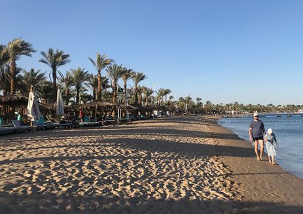 شواطئ سيناء المصرية تستقبل أكثر من  70 ألف سائح إسرائيلي