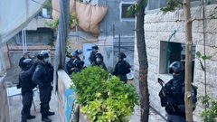 مواجهات واعتقال شابيْن في اللد خلال محاولة لهدم منزل