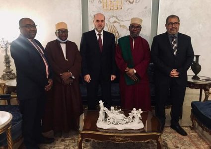 الهباش يلتقي مع وزير الشؤون الدينية الغيني ومفتي جزر القمر