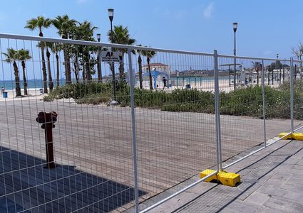 صراعٌ على طابع عكا: إجراءات لمنع العرب من الاستجمام