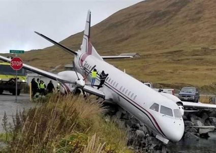 6 قتلى في تحطم طائرة سياحية في ألاسكا