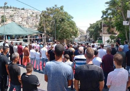 دعوات لأداء "صلاة الجمعة" بخيمة التضامن في حي بطن الهوى بسلوان