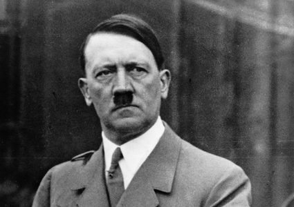 لماذا كره هتلر أحمر الشفاه أثناء الحرب.. ولماذا عشقته النساء؟