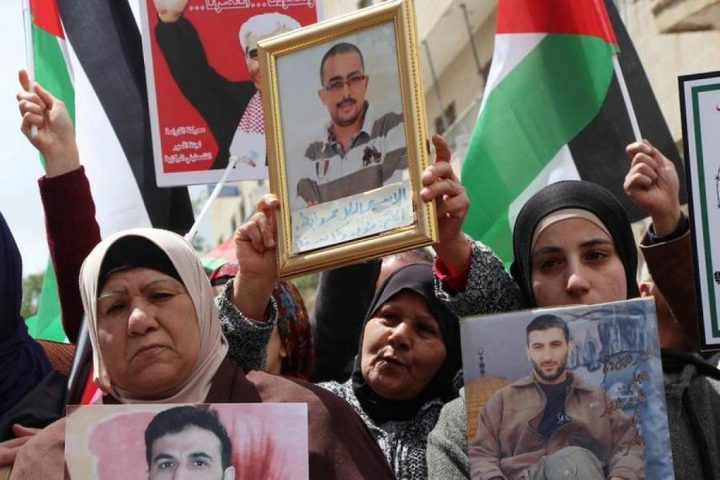 وقفة دعم واسناد مع الأسير المريض محمد داوود
