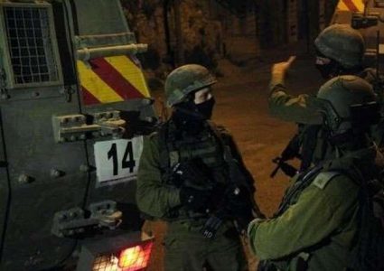 الاحتلال يعتقل شابا غرب بيت لحم