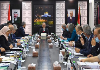 الحكومة تقرر حل المجلس البلدي في مدينة نابلس