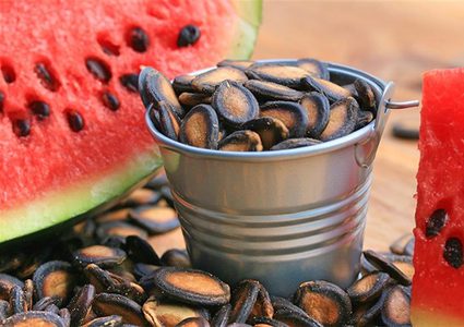 ما هي خطورة تناول بذور البطيخ ؟