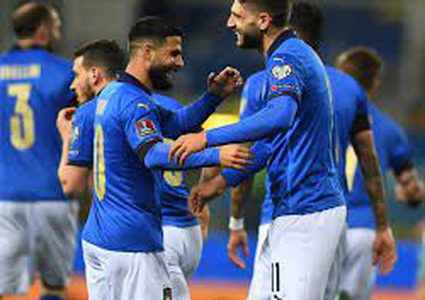 انضمام إيطاليا والأرجنتين للمراكز العشرة الأولى في تصنيف "فيفا"