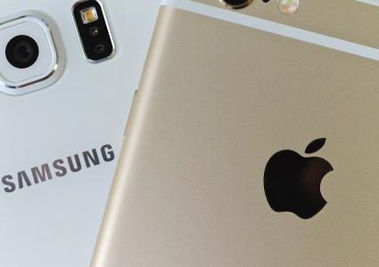 "سامسونغ" تتنافس مع "أبل" وتكشف هاتفين جديدين قابلين للطيّ