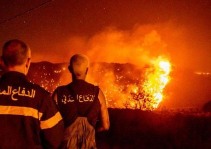 عشرات القتلى والجرحى جراء انفجار صهريج وقود في عكار بشمال لبنان