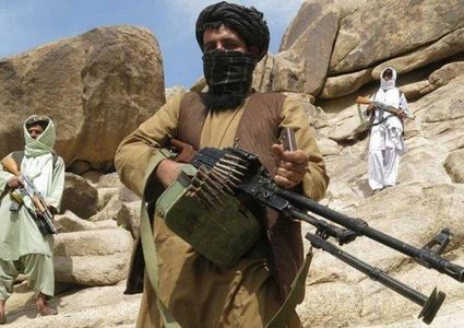 عشرات الجنود الأفغان يفرون إلى أوزبكستان