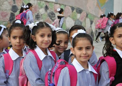التربية تقرر إلغاء نظام الفترتين في عدد من مدارس الخليل