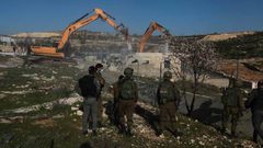 القدس: الاحتلال يهدم حضانة أطفال في بيت صفافا