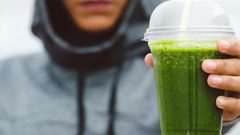 تحذير.. الأكواب البلاستيكية تدمر جسم الإنسان