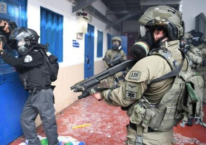 الأسير عمر جعبري يشرع بإضراب عن الطعام رفضًا لاعتقاله الإداري