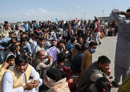 بريطانيا تعلن عن خطة لاستيعاب 20 ألف أفغاني