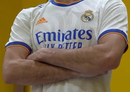 بنزيما يثير جدلا واسعا بشأن مستقبل مبابي