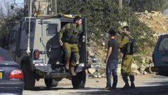 الاحتلال يعتقل فتى من عانين غرب جنين