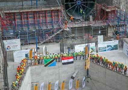 مصر تركب توربينات لتوليد الطاقة بسد عملاق في تنزانيا