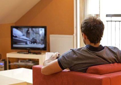 دراسة" الجلوس لساعات طويلة يسبب السكتة الدماغية