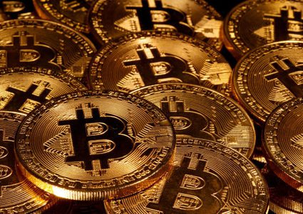 عملة "البيتكوين" ترتفع إلى 50 ألف دولار لأول مرة منذ 15 مايو