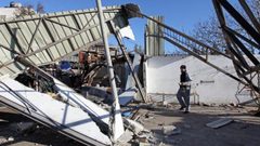 الاحتلال يهدم ورشة لتصليح المركبات جنوب الخليل