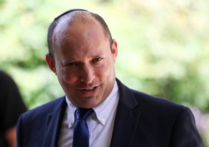 محللون: "بينيت سيتبع سياسة التركيز على إيران وتجاهل الفلسطينيين"