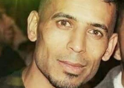 الأسير الفسفوس يعلق إضرابه عن الطعام