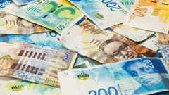 أسعار صرف العملات اليوم الخميس