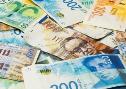 أسعار صرف العملات اليوم الخميس