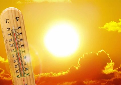 الطقس: أجواء حارة ويطرأ انخفاض طفيف على درجات الحرارة