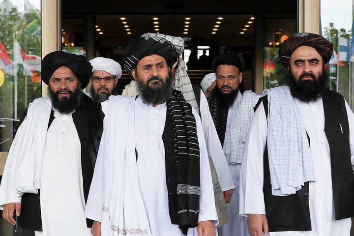 "طالبان" تتعهد بتشكيل حكومة جديدة في غضون أسبوع