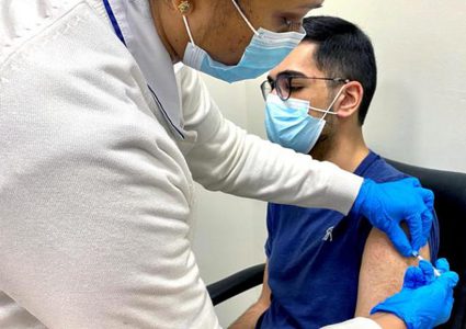 المرحلة الأولى من تطعيم طلبة الثانوية تبدأ غدا وتنتهي بعد أسبوعين