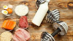 مواد غذائية تعزز نمو العضلات بشكل أفضل