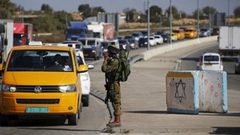 الاحتلال ينصب حاجزا عسكريا ويعيق تحركات المواطنين في بلدة يعبد