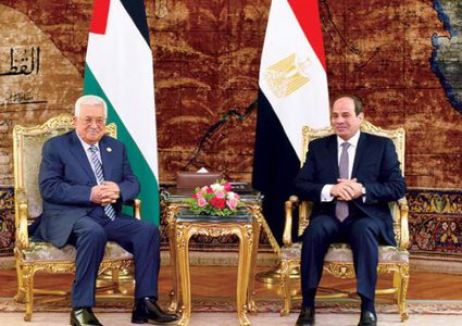 الرئيس عباس يصل القاهرة في زيارة رسمية