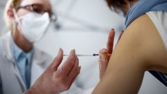 الباشا: التطعيم هو الحل الوحيد للرجوع إلى الحياة الطبيعية