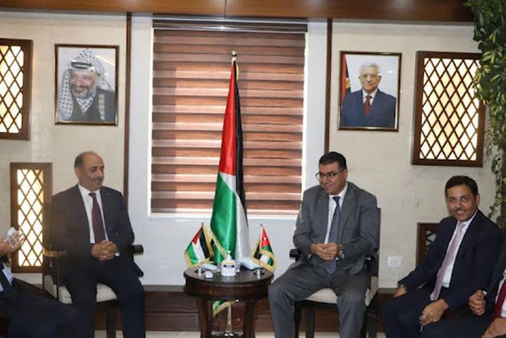 وزير الزراعة ونظيره الأردني يبحثان سبل تسويق المنتجات الزراعية