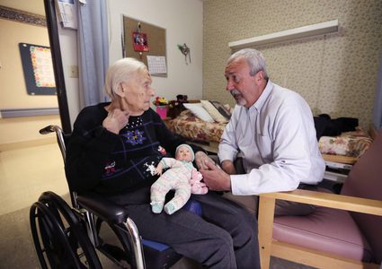 الصحة العالمية: عدد المصابين بخرف الشيخوخة يقفز 40% بحلول 2030