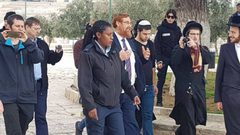 مستوطنون يقتحمون الأقصى يتقدمهم المتطرف "غليك"