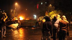 الخليل: إصابة صحفي واعتقال فتى خلال مواجهات مع الاحتلال