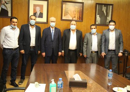 محافظ نابلس يهنئ " النجاح" على تصنيفها ضمن أفضل 500 جامعة عالميا