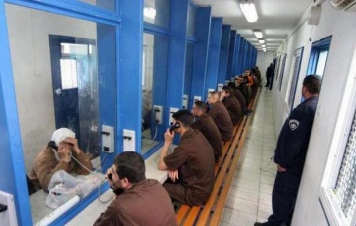 إلغاء الزيارات العائلية للأسرى في سجون الاحتلال