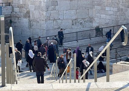 الاحتلال يعرقل وصول المصلين إلى المسجد الأقصى