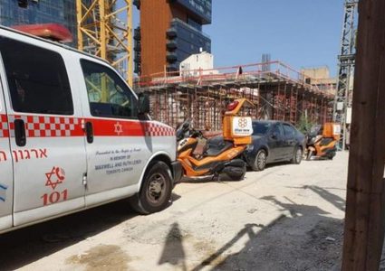 إصابة خطيرة لعامل في الداخل المحتل