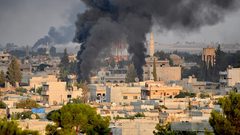 الاحتلال يقصف مواقع في قطاع غزة ويلحق خرابا بممتلكات المواطنين